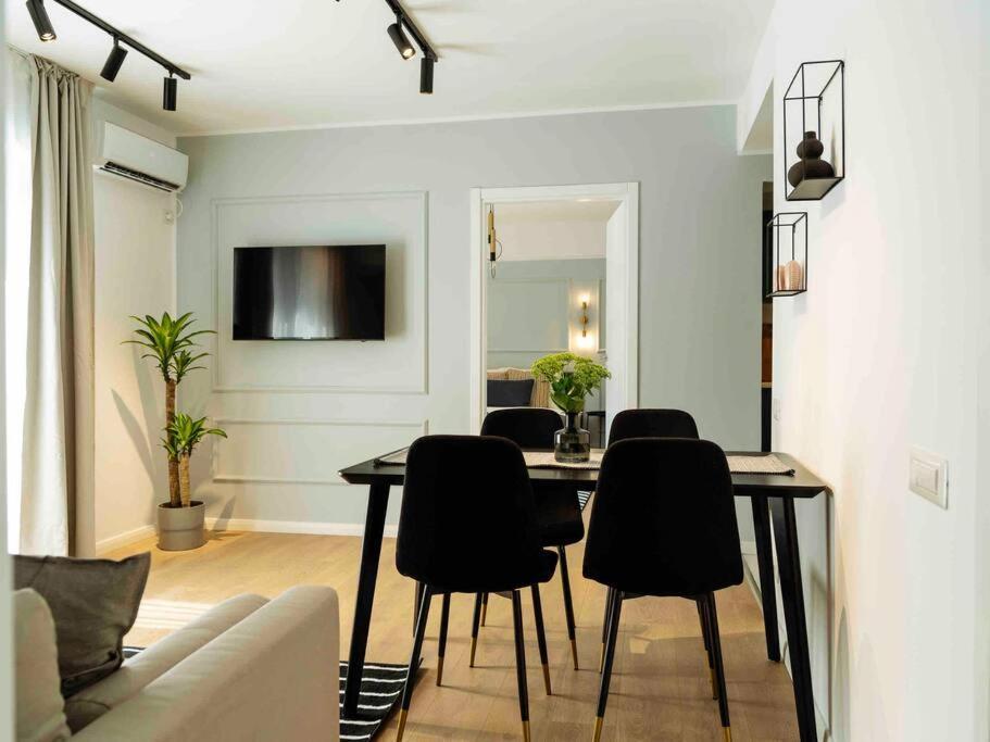 Bright 2Br Apartment - Top Location - City Balcony Bucharest Exterior photo